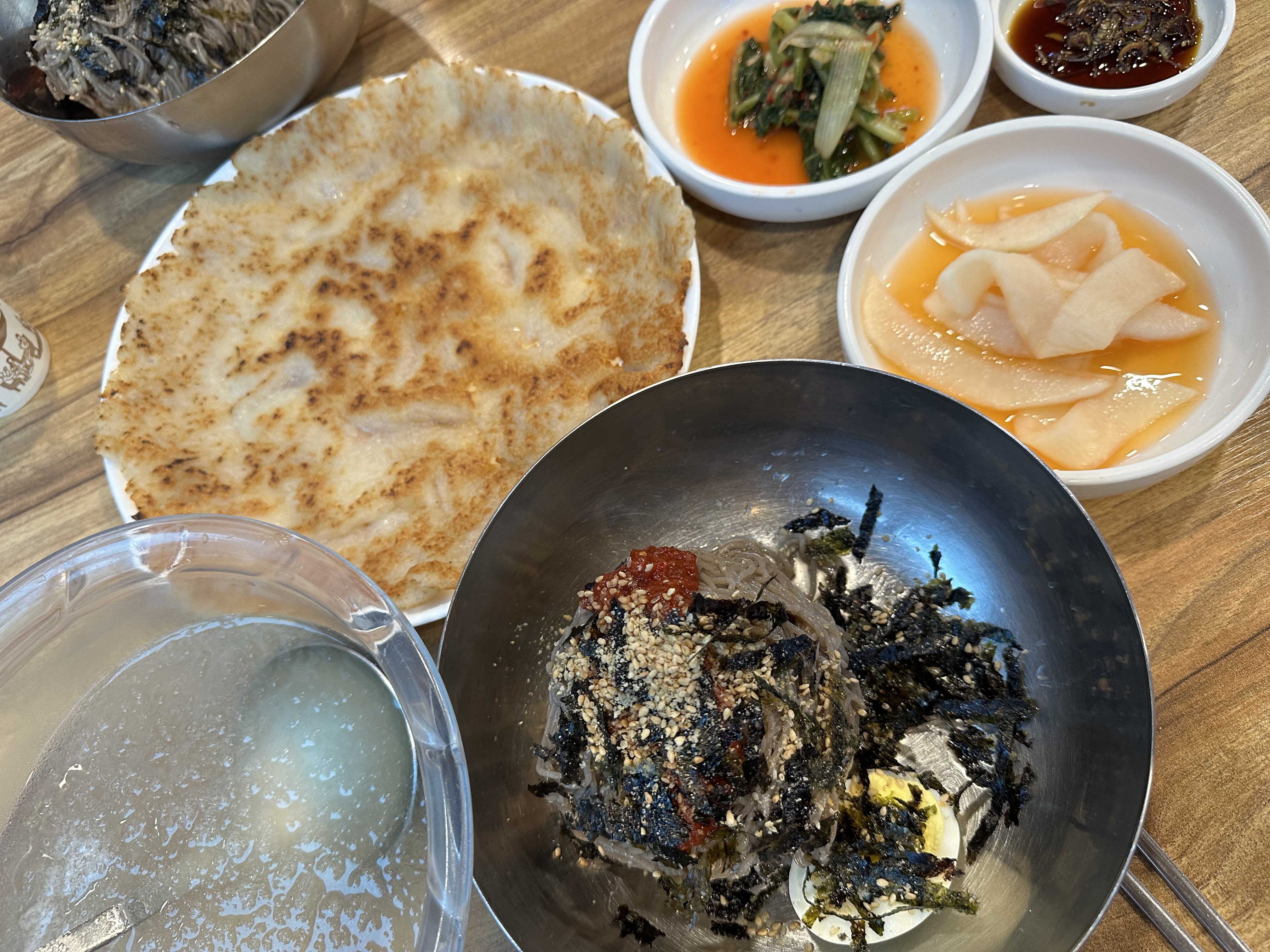속초 막국수 맛집 < 영광정막국수> 
양양점도 있음 ! 같은 집인데 맛이 다름 ! 
둘다 맛있음 !!!!