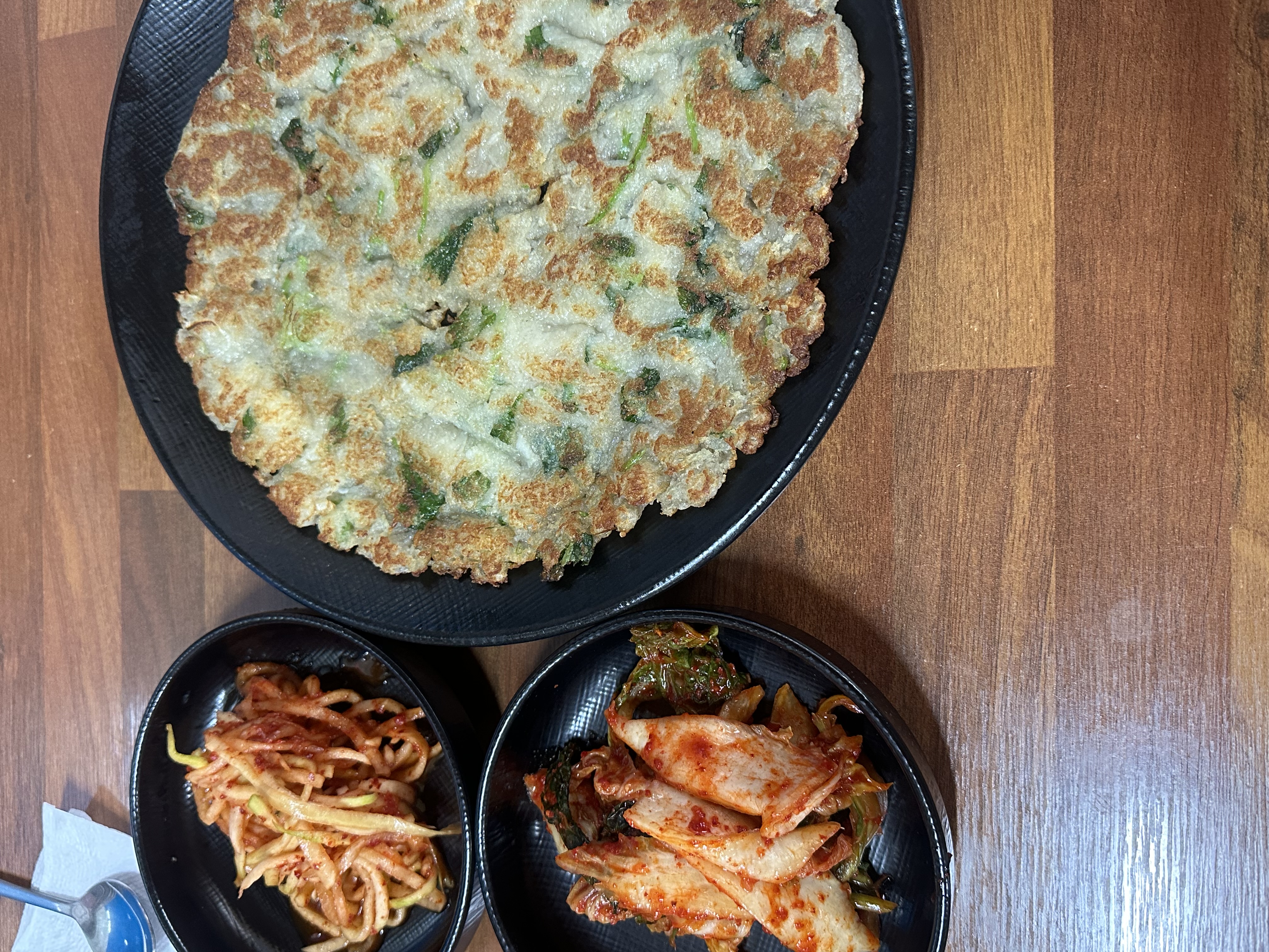 양양 칼국수 맛집 <은경이네 칼국수 > 
주문 즉시 면 바로 뽑아서 감자전도 바로갈아서 부쳐주심👍🏻 양양장 할때 가보세요 🍽️