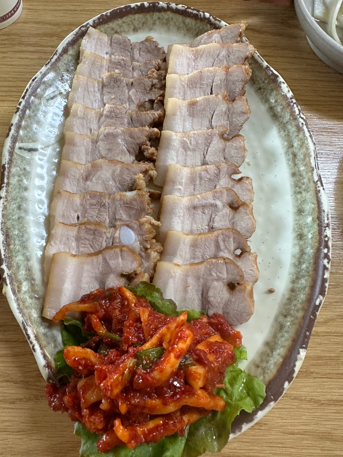 비발디파크 /오션월드 근처 막국수 맛집 <금수강산 막국수> 

여름엔 오션월드 , 겨울엔 비발디파크 갈때면 무조건 들리는 금수강산 막국수!!!!! 여기는 물막국수가 찐찐찐 !!!! 가끔 근처 캠핑장 가서 포장하기도 하는데 진짜 맛있어오ㅠㅠ. 애견동반은 XX